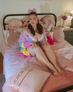Stefania Ferrario feet photo 7
