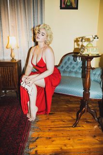 Stefania Ferrario feet photo 5