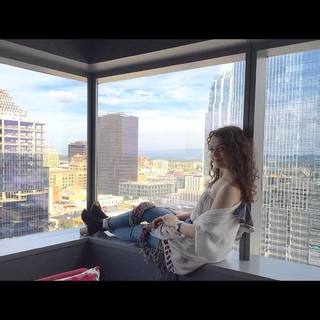 Stefania LaVie Owen feet photo 10