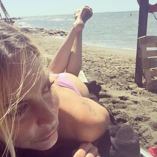 Stefania Orlando feet photo 11
