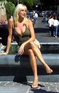 Stefania Orlando feet photo 1