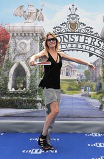 Stefania Rocca feet photo 11