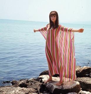 Stefania Sandrelli feet photo 3