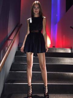 Stefanie Giesinger feet photo thumbnail