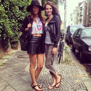 Stefanie Giesinger feet photo thumbnail