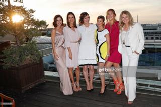 Stefanie Giesinger feet photo thumbnail