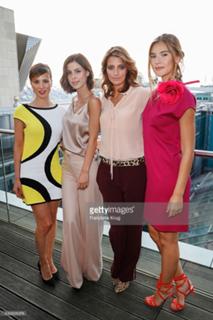 Stefanie Giesinger feet photo thumbnail