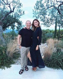 Stefanie Giesinger feet photo thumbnail