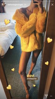 Stefanie Giesinger feet photo thumbnail