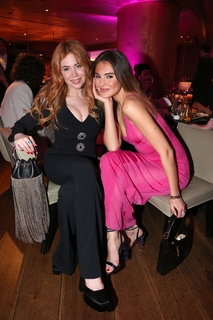 Stefanie Giesinger feet photo thumbnail