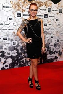 Stefanie Heinzmann feet photo 8
