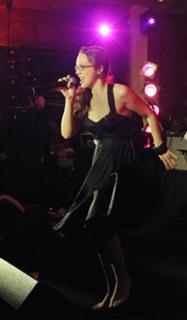 Stefanie Heinzmann feet photo 2