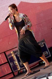 Stefanie Heinzmann feet photo 3
