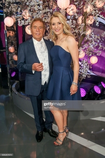 Stefanie Hertel feet photo thumbnail
