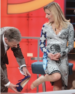 Stefanie Hertel feet photo thumbnail