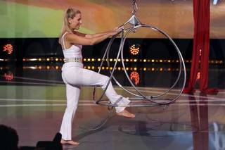 Stefanie Hertel feet photo thumbnail