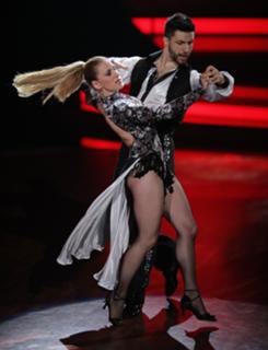 Stefanie Hertel feet photo thumbnail