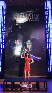 Stefanie Joosten feet photo thumbnail