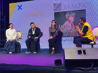 Stefanie Joosten feet photo thumbnail