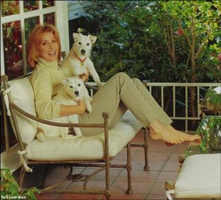 Stefanie Powers feet photo thumbnail