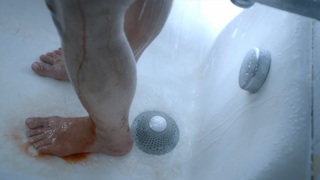 Stefanie Scott feet photo thumbnail