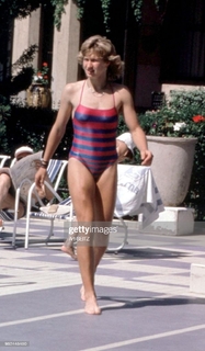 Steffi Graf feet photo thumbnail