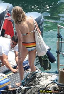 Steffi Graf feet photo thumbnail