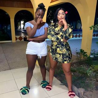 Stefflon Don feet photo 17