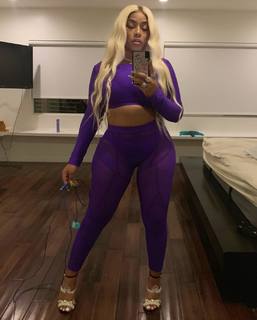 Stefflon Don feet photo 8