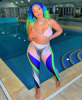 Stefflon Don feet photo 10
