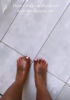 Stefflon Don feet photo 4