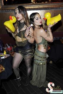 Stella Hudgens feet photo thumbnail