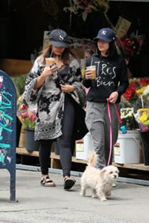 Stella Hudgens feet photo thumbnail