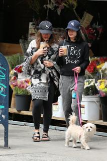 Stella Hudgens feet photo thumbnail