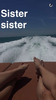 Stella Hudgens feet photo thumbnail