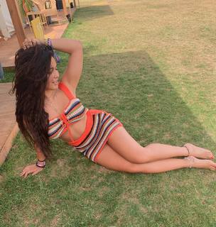 Stella Hudgens feet photo thumbnail