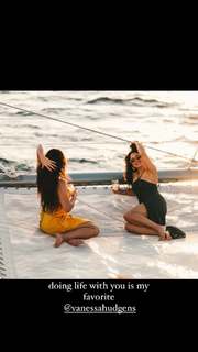 Stella Hudgens feet photo thumbnail