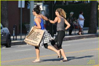 Stella Hudgens feet photo thumbnail