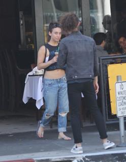 Stella Maeve feet photo thumbnail