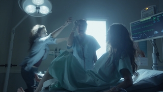 Stella Maeve feet photo thumbnail