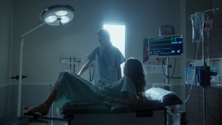 Stella Maeve feet photo thumbnail