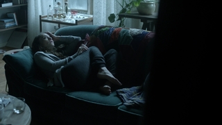 Stella Maeve feet photo thumbnail