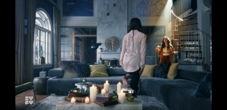 Stella Maeve feet photo thumbnail