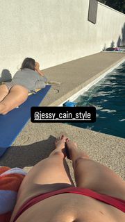 Stella Maeve feet photo 1