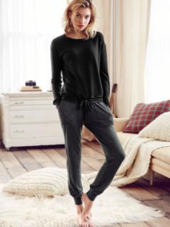Stella Maxwell feet photo thumbnail