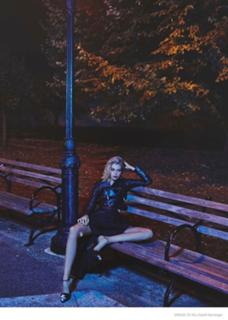 Stella Maxwell feet photo thumbnail