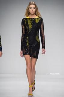Stella Maxwell feet photo thumbnail