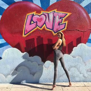 Stella Maxwell feet photo thumbnail