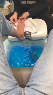 Stella Maxwell feet photo thumbnail