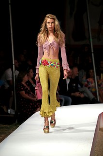 Stella Maxwell feet photo thumbnail